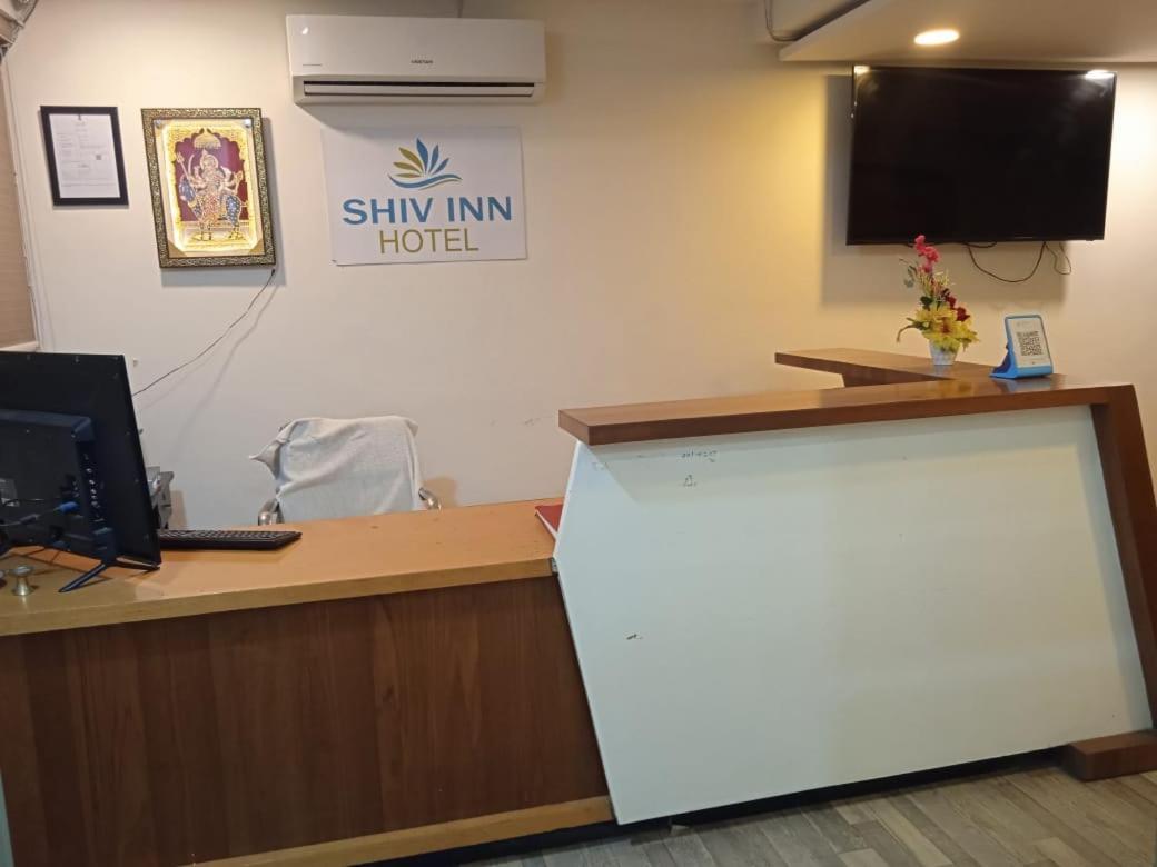 Hotel Shiv Inn Gandhinagar Exterior photo