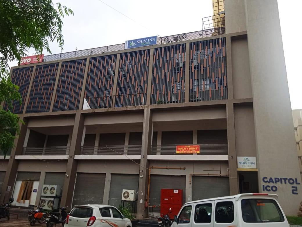 Hotel Shiv Inn Gandhinagar Exterior photo